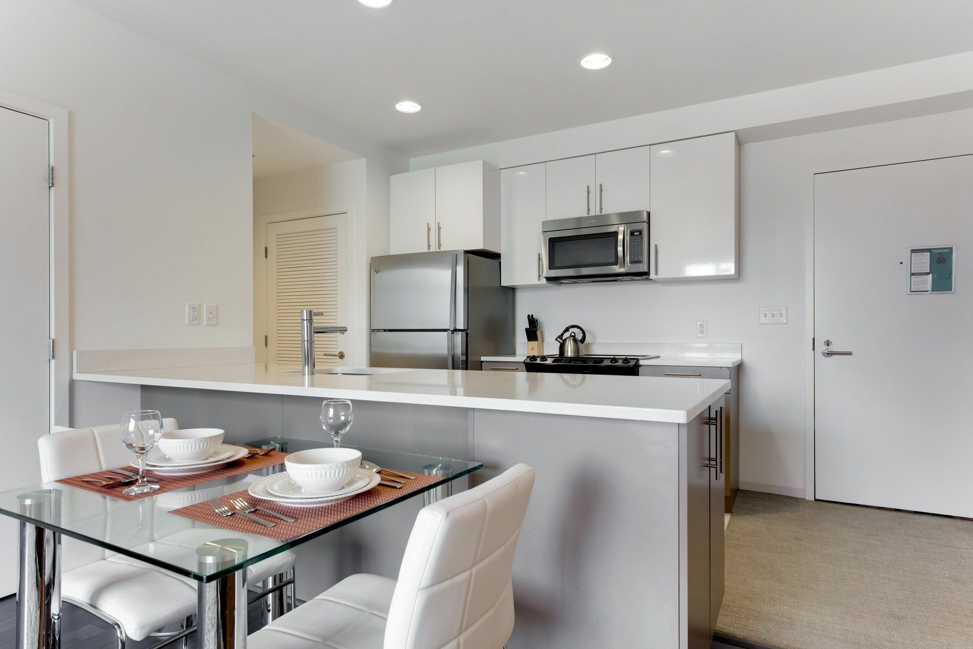 Global Luxury Suites At Kendall East Cambridge Eksteriør billede